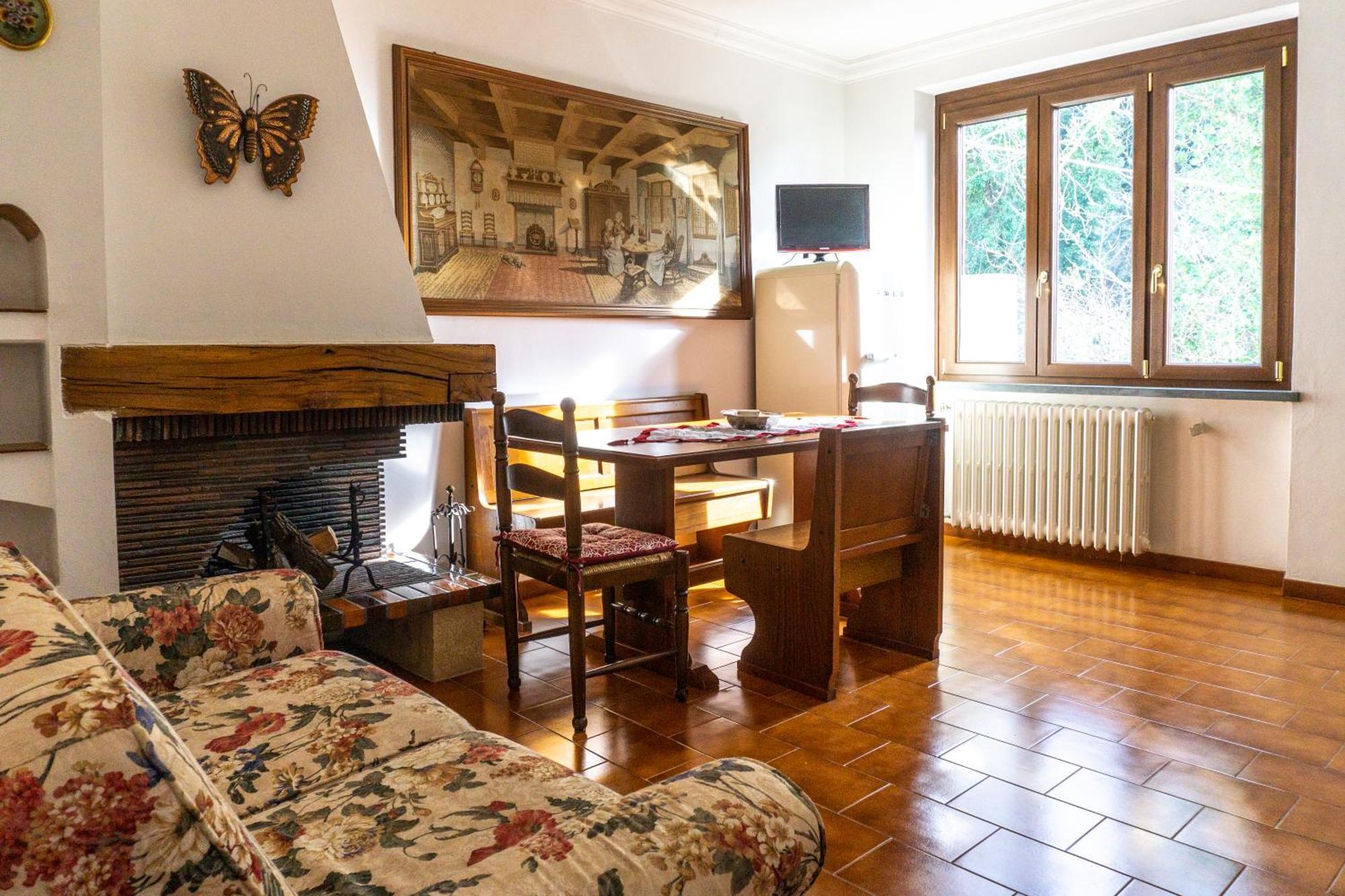 Villa Nerone B&B Lorenzana Ngoại thất bức ảnh