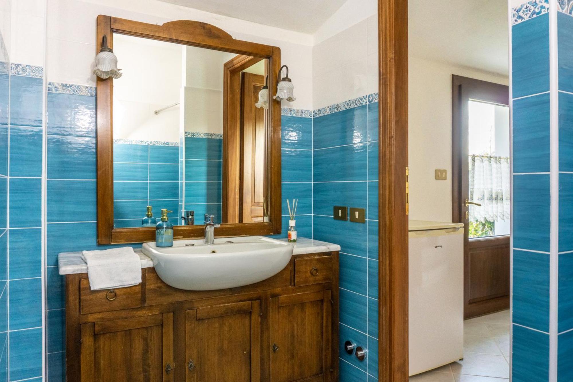 Villa Nerone B&B Lorenzana Ngoại thất bức ảnh
